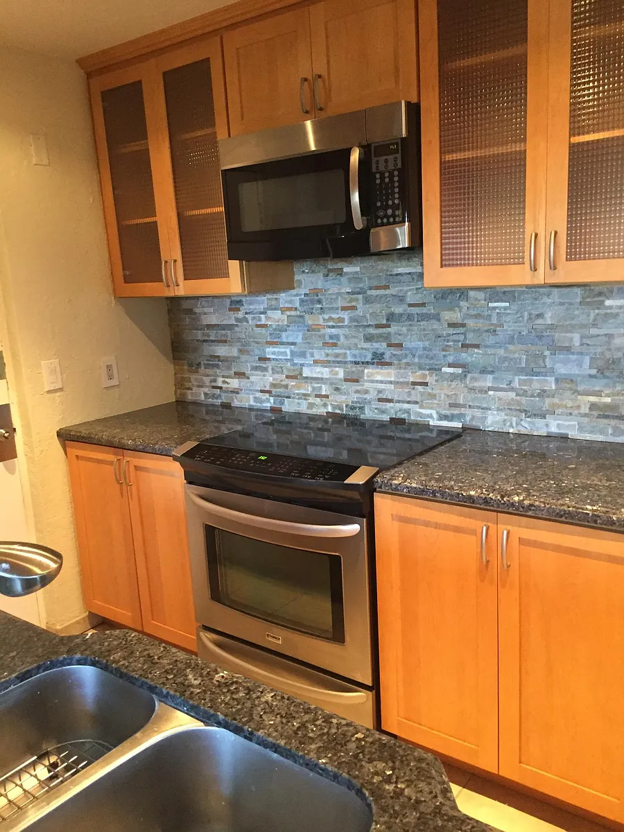Building Photo - 1407 NE 56th St #310