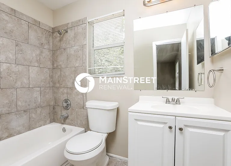 1631 Callie Ct — Photo 13