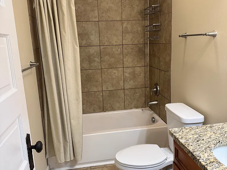 1464 Indianola Ave #1464 — Photo 10