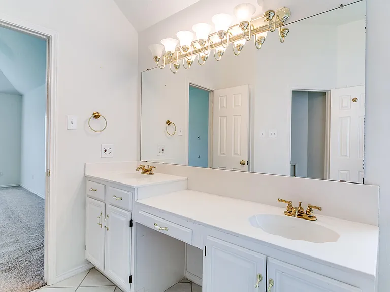 104 Dorsett Dr — Photo 17