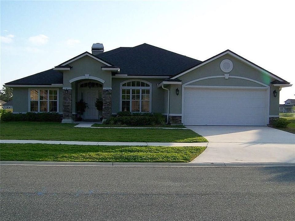 1st image of 33379 Sunny Parke Cir