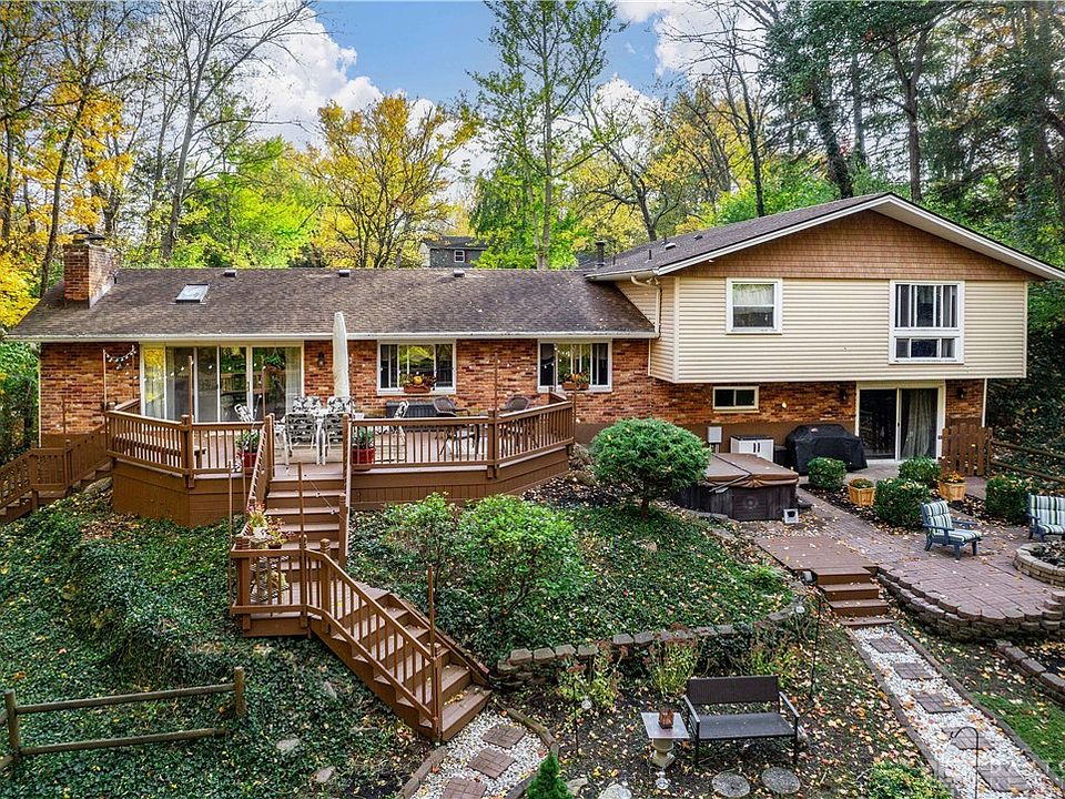 1st image of 1485 Black Oak Dr