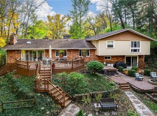 1485 Black Oak Dr, Centerville, OH 45459