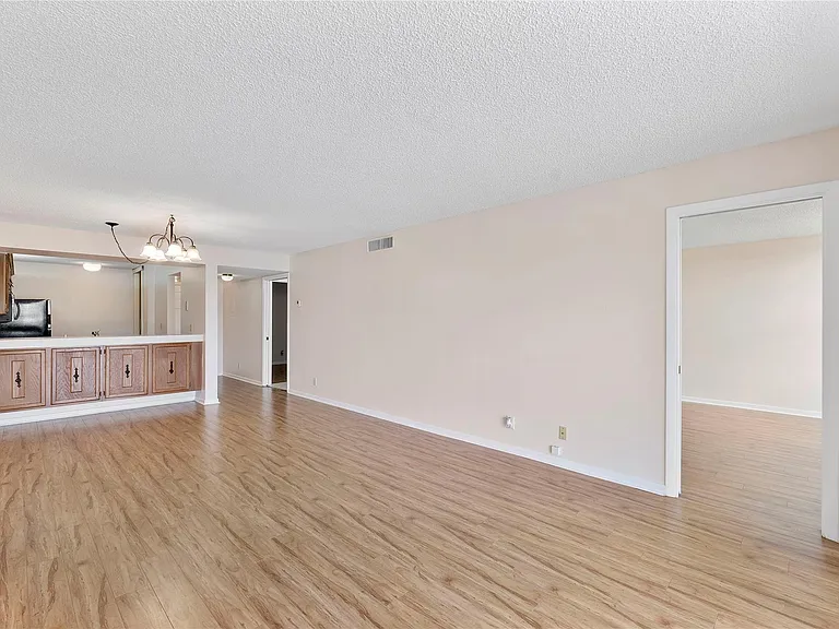 6519 Coral Lake Dr #207 — Photo 3