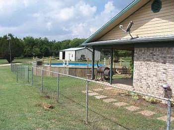3rd image of 718 County Road 3570