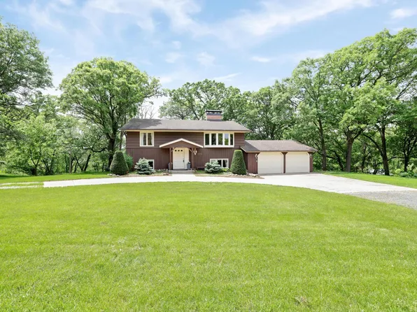 3434 Cedar Creek Dr NW, Oak Grove, MN 55303