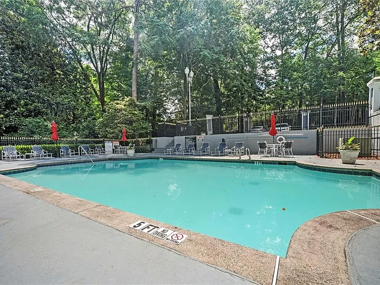 3203 Lenox Rd NE #28 — Photo 32
