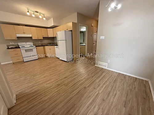 2118 18th Ave #210 Photo 1