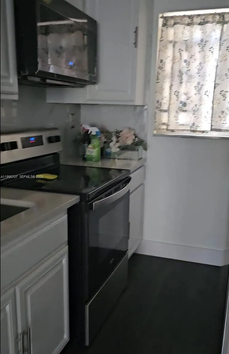 2 bed, 2.0 bath, $2,500 — Photo 2