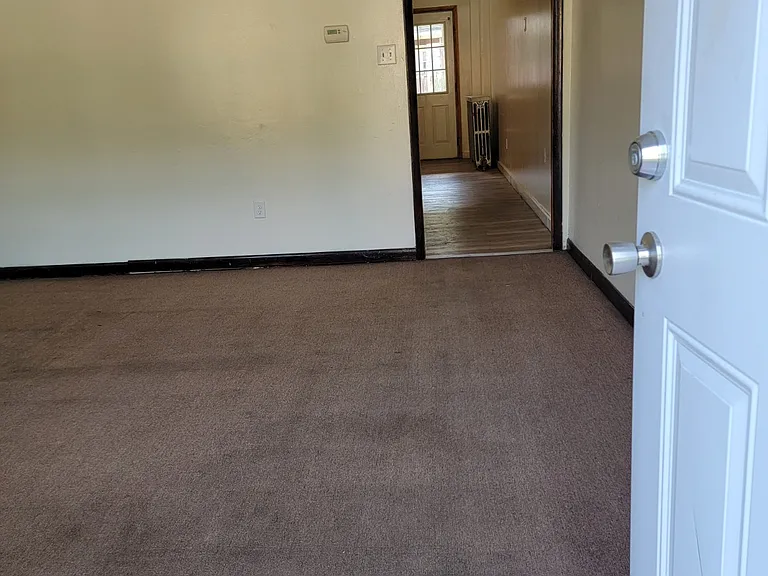 204 Maple Ave — Photo 13