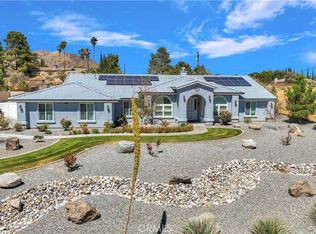 19410 Yanan Rd, Apple Valley, CA 92307