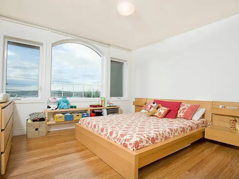 1029 Belmont Ave E #102 — Photo 11