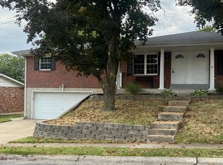 3117 Southwick Dr, Saint Charles, MO 63301