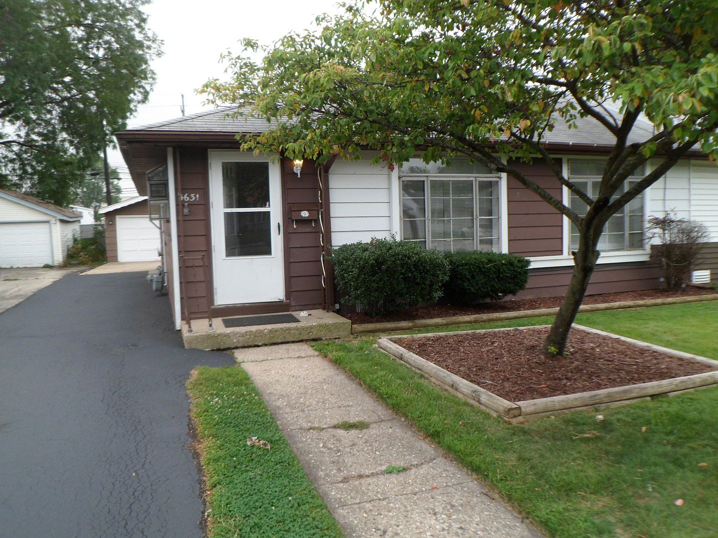 4631 W 90th Pl, Hometown, IL 60456 Zillow