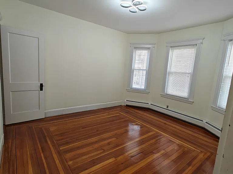 306 Spring Street Ext — Photo 3
