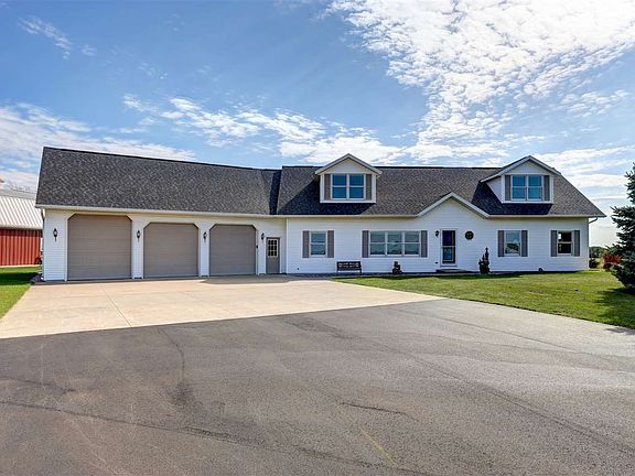 2nd image of 8426 Whispering Meadows Dr