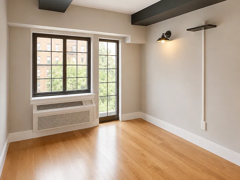 186 Lenox Rd #5M — Photo 1