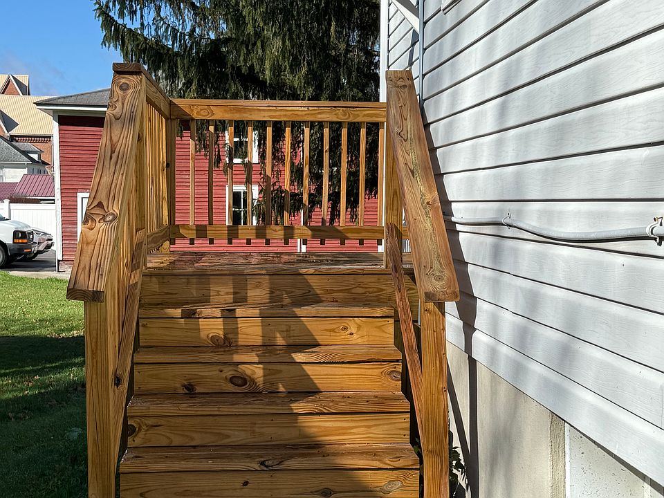 1st image of 16 East Ave #2