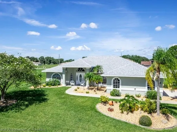 424 Holly Dr, Sebring, FL 33876