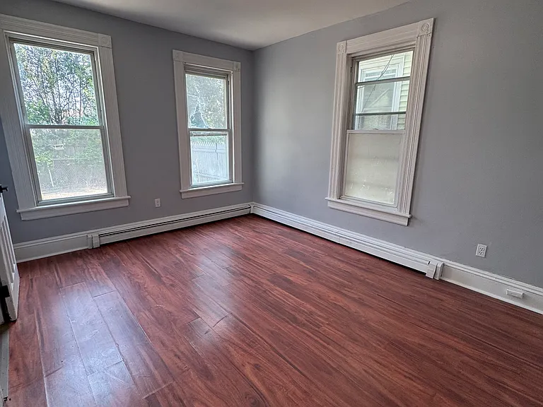 240 Madison Ave #1R — Photo 24