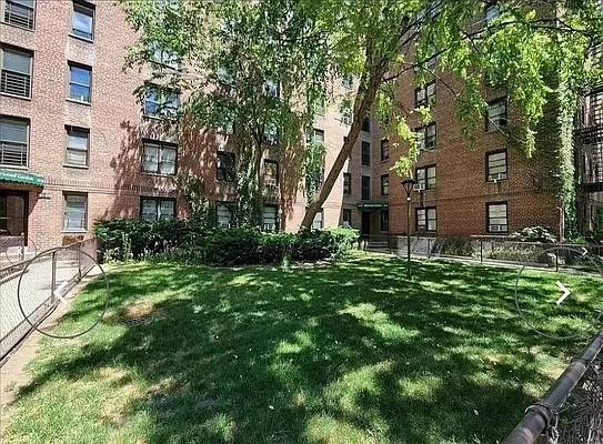 Rented by Queens Apartments Realty LLC | media 13