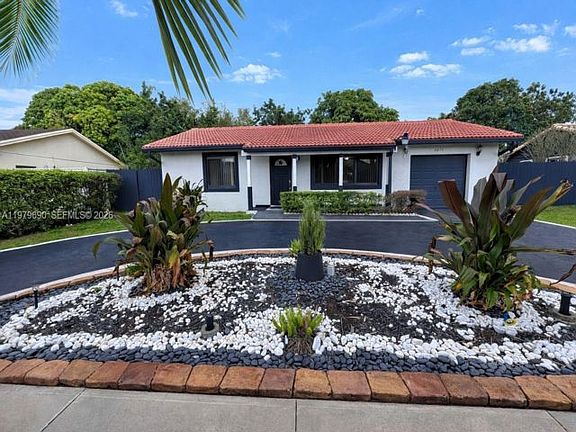 2nd image of 6875 SW 148th Ct