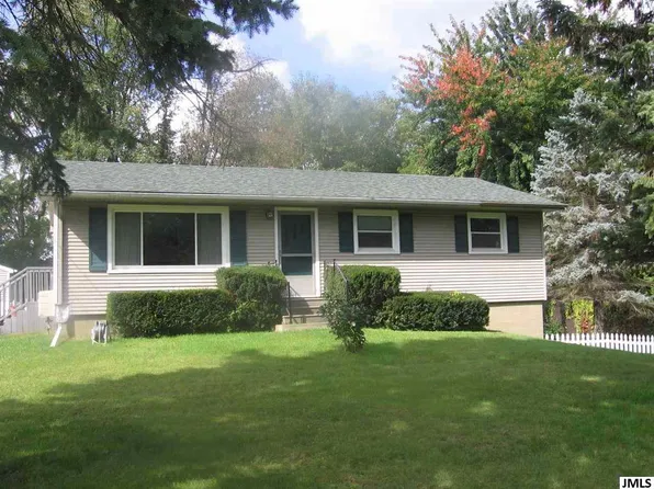 2388 Spencer Dr, Jackson, MI 49202