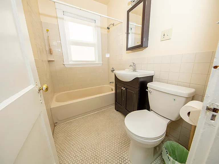 22 Priesing St #22 — Photo 1