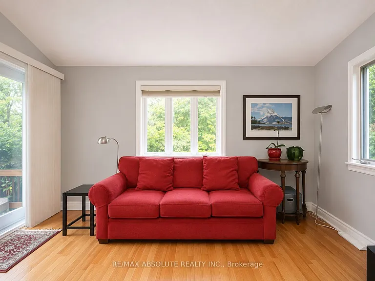1 Arundel Ave — Photo 5