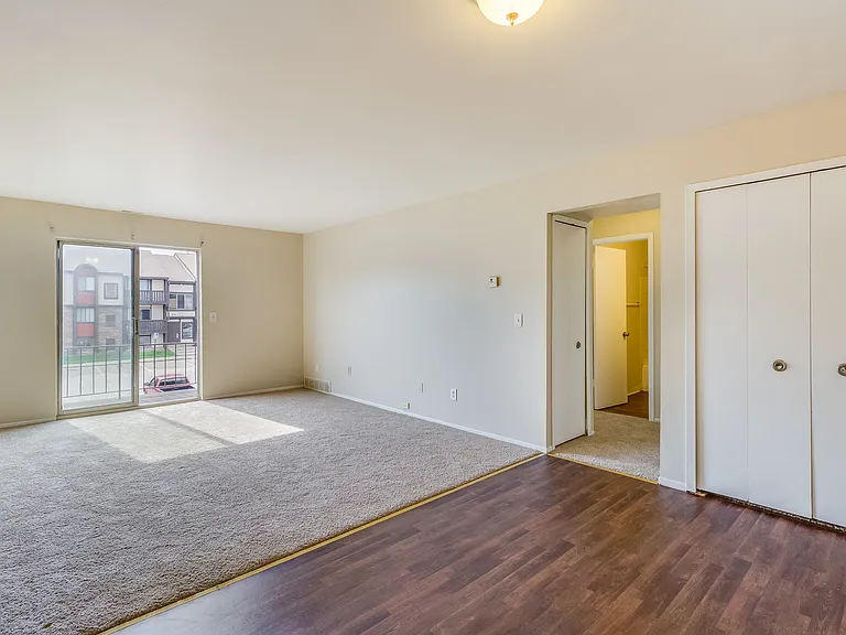 55 Suzanne Dr — Photo 9