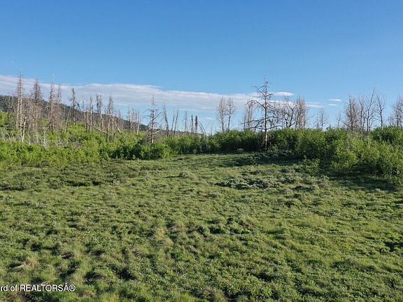 3rd image of Vista Ridge Ln