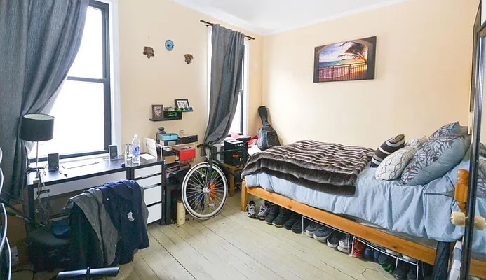 Rented by MNS | media 10