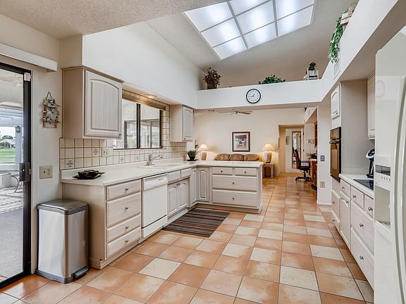 5th image of 14111 W Jaguar Dr