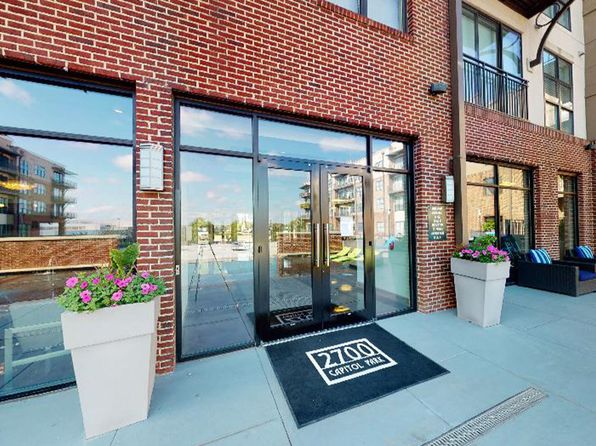 2700 University Blvd APT 313