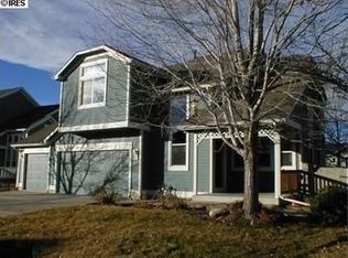 1121 Chestnut Dr, Longmont, CO 80503