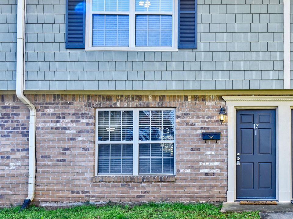 1st image of 17 Villa Ct SE
