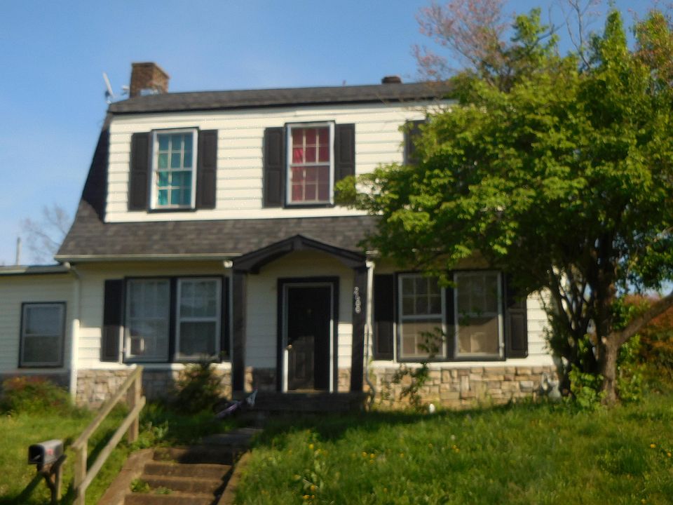2nd image of 2600 Parkview Ave
