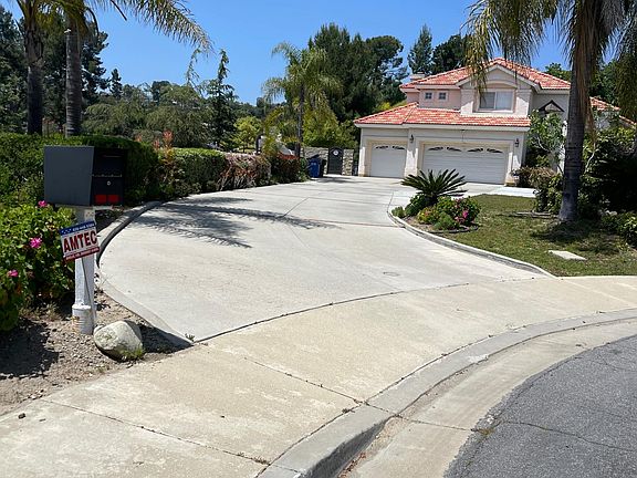 2nd image of 20800 E Lynn Ct