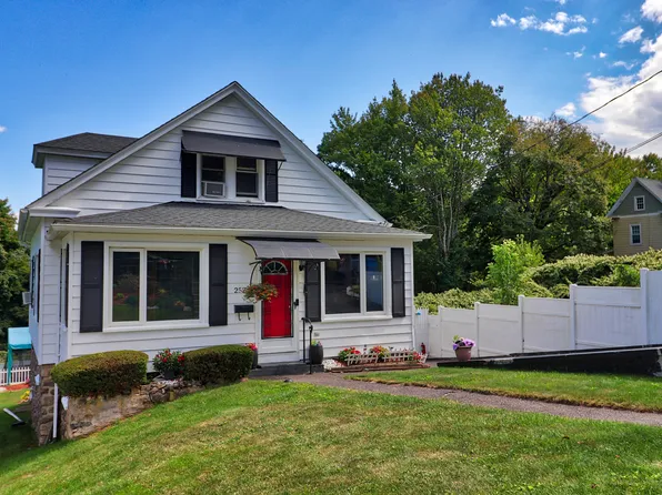 252 Tudor Street, Waterbury, CT 06704