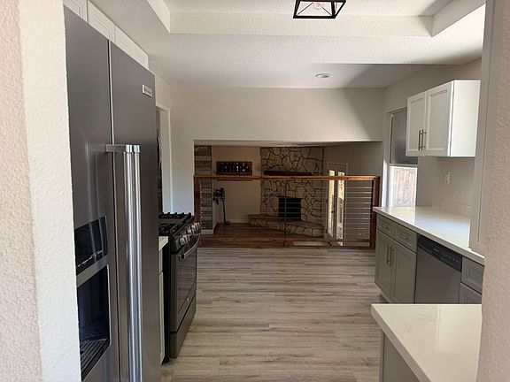 3rd image of 2672 Kingston Ct