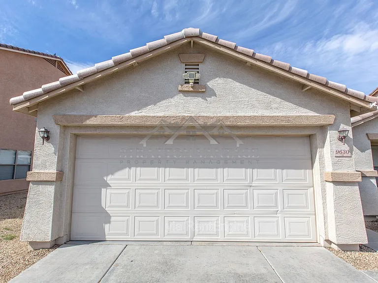 9630 W Kingman St — Photo 5