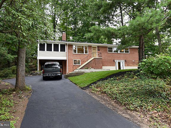 4th image of 5232 Cherokee Ave