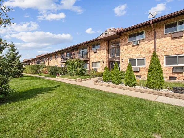 832 E Old Willow Rd APT 208, Prospect Heights, IL 60070