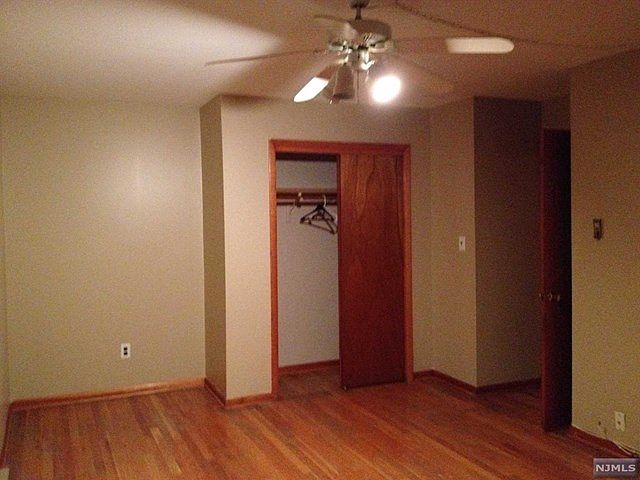 1st image of 85 Vreeland Ave #2