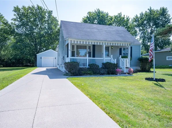 127 Broadway St, West Seneca, NY 14224