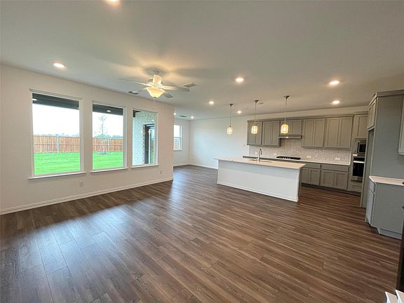 4th image of 3606 Beebalm Blvd