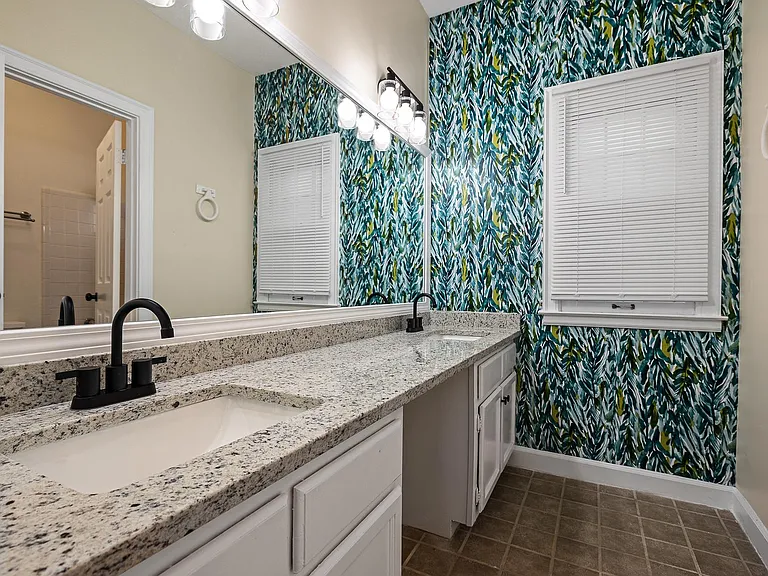522 Summitt St — Photo 10