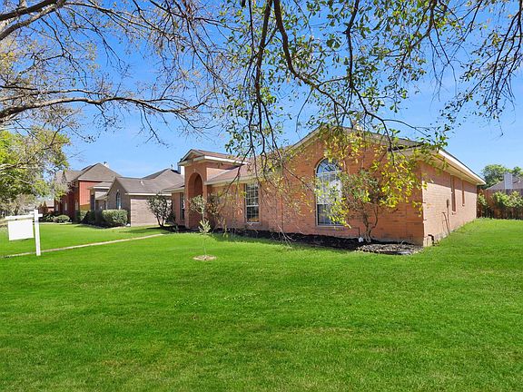 2nd image of 15503 W Little York Rd