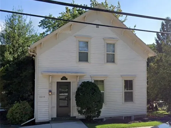 3214 Post Rd, Warwick, RI 02886