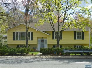 279 Forest Ave, Westwood, NJ 07675